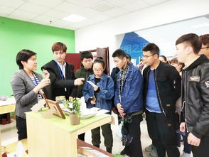 财经商贸学院学生参观学习 宝鸡泰国风情周 电商产品销售活动